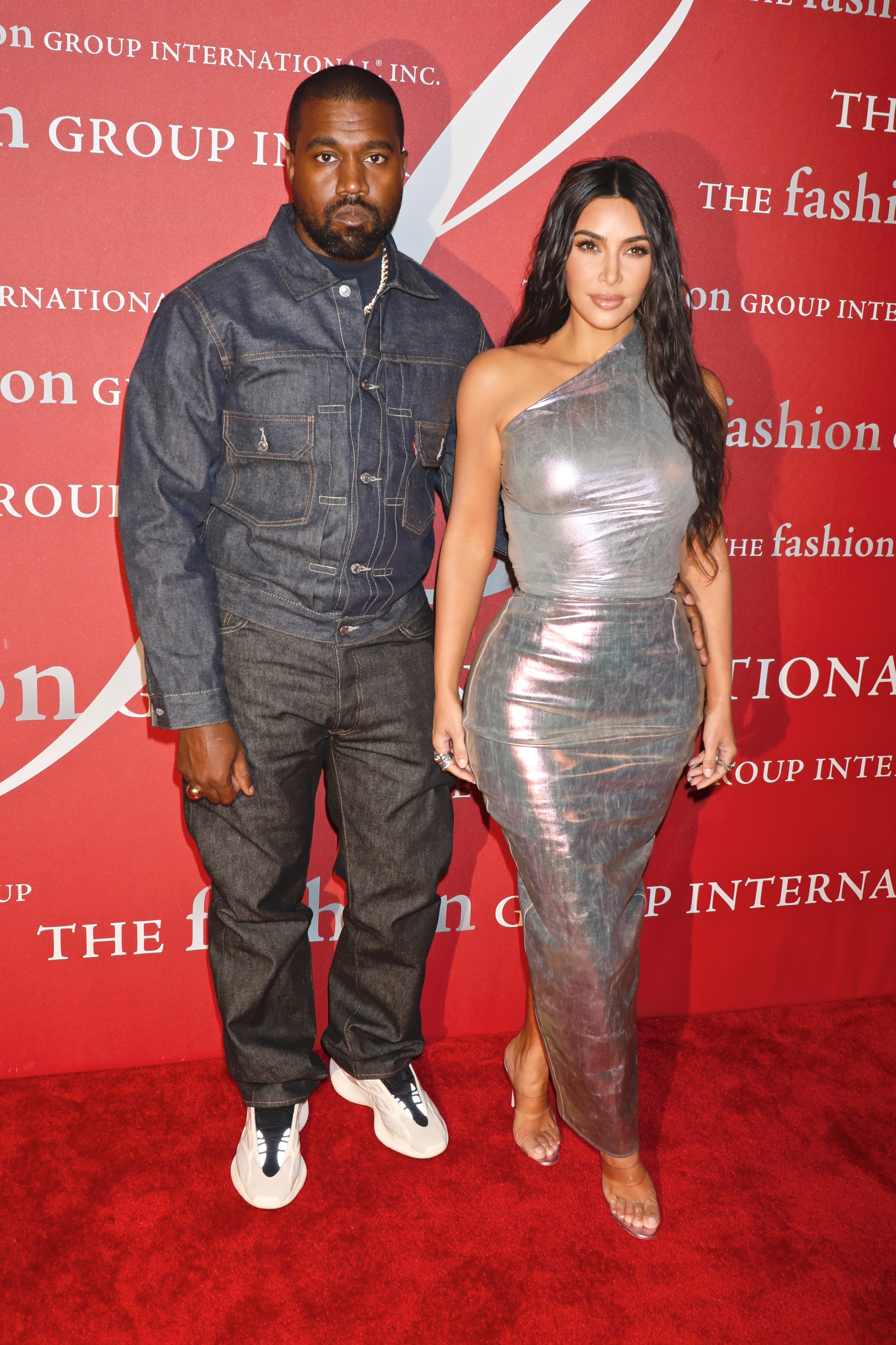 Kim Kardashian files for divorce from Kanye West, more big celeb love news  for February 2021 | Gallery | Wonderwall.com, image size:3275x4914