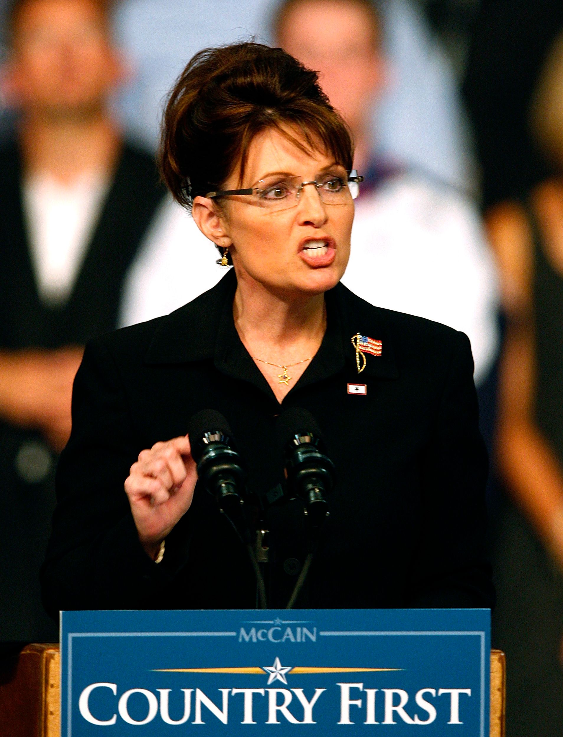 Sarah Palin | Overview | Wonderwall.com, image size:1908x2496
