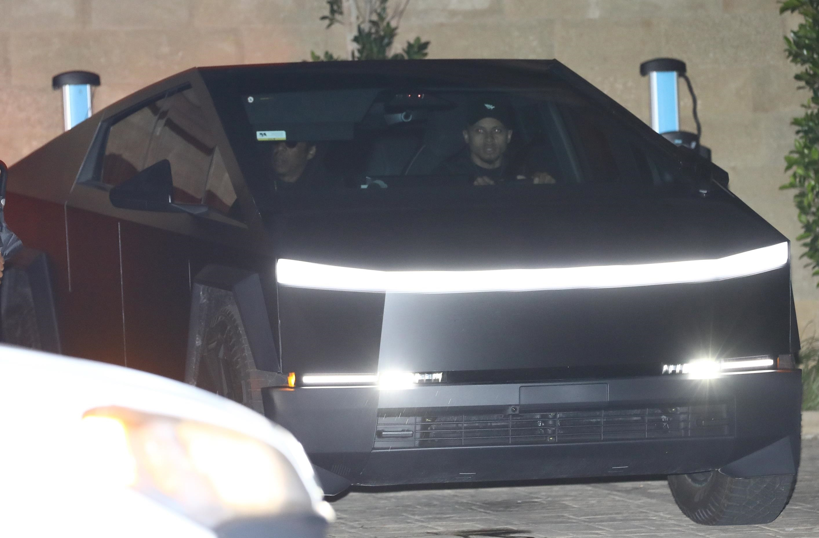 JAY-Z, Tesla Cybertruck