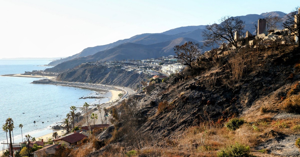 sally-field-house-survives-palisades-fire-2