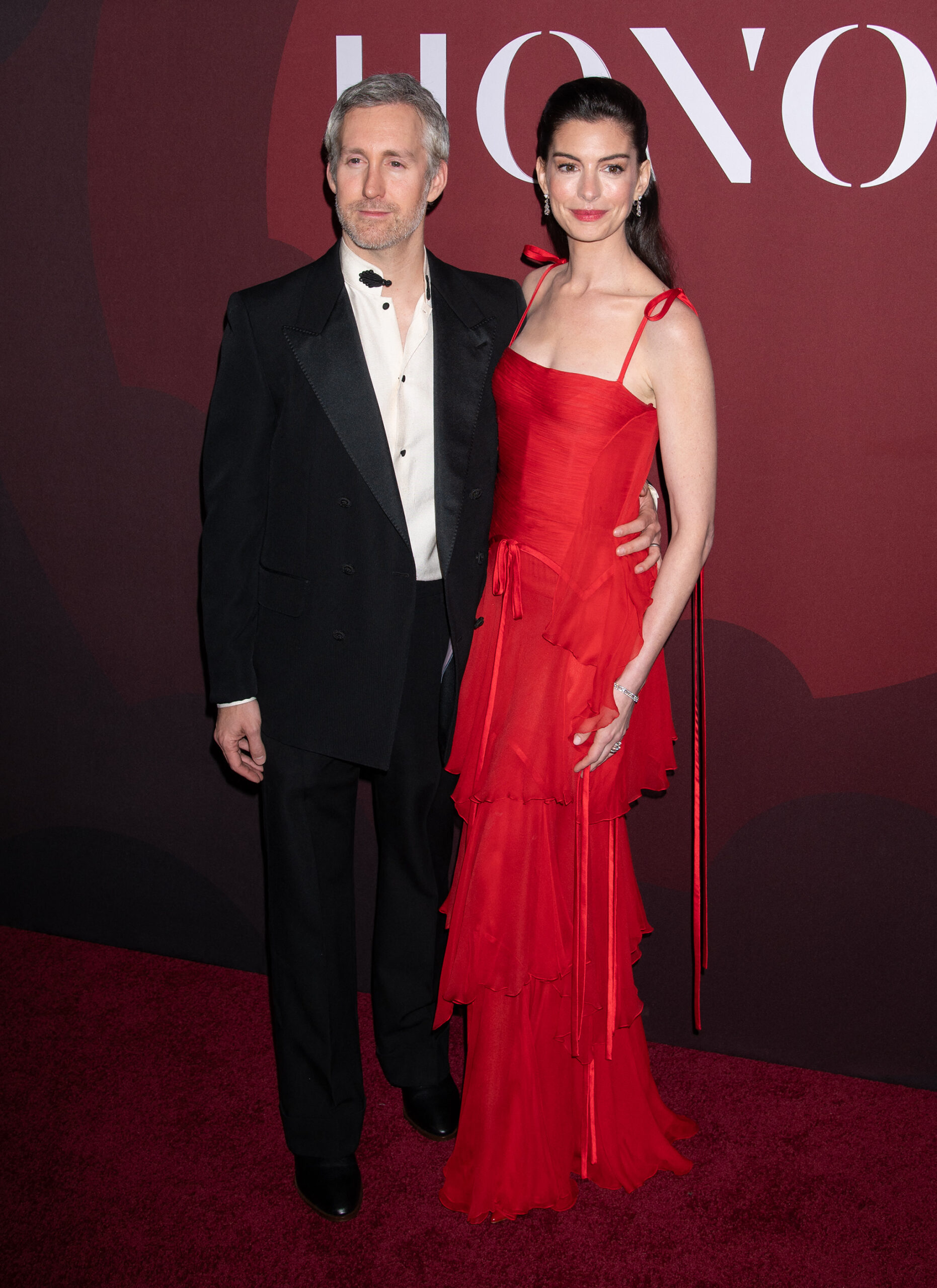 Anne Hathaway, husband Adam Shulman
